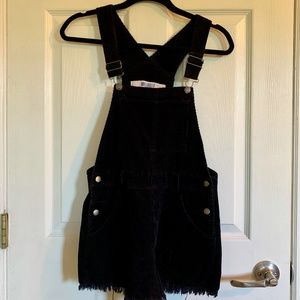 Brandy Melville Overall Shorts (Size: OS)